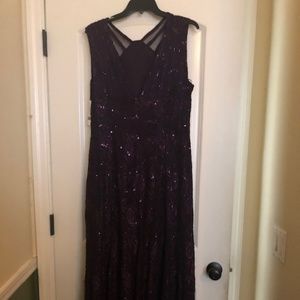Long formal dress NWT